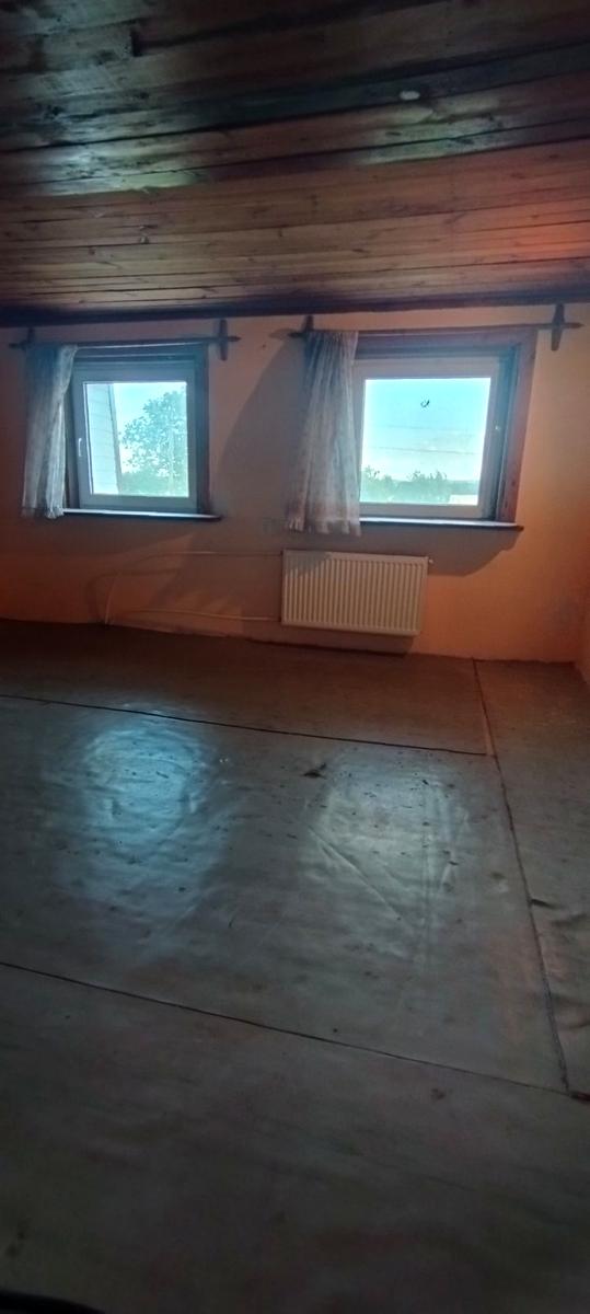 1868991121959452
