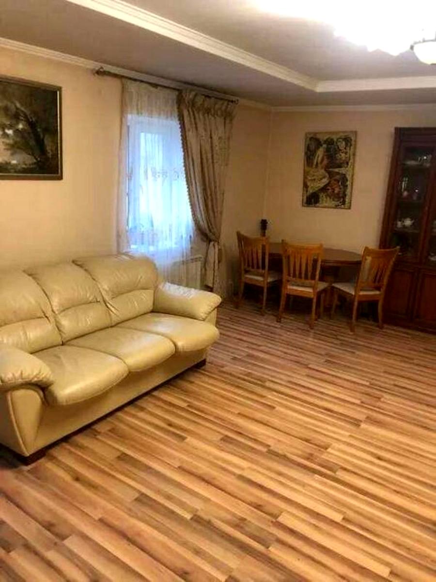 1868998631494161