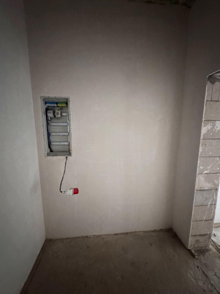 1869001580247805