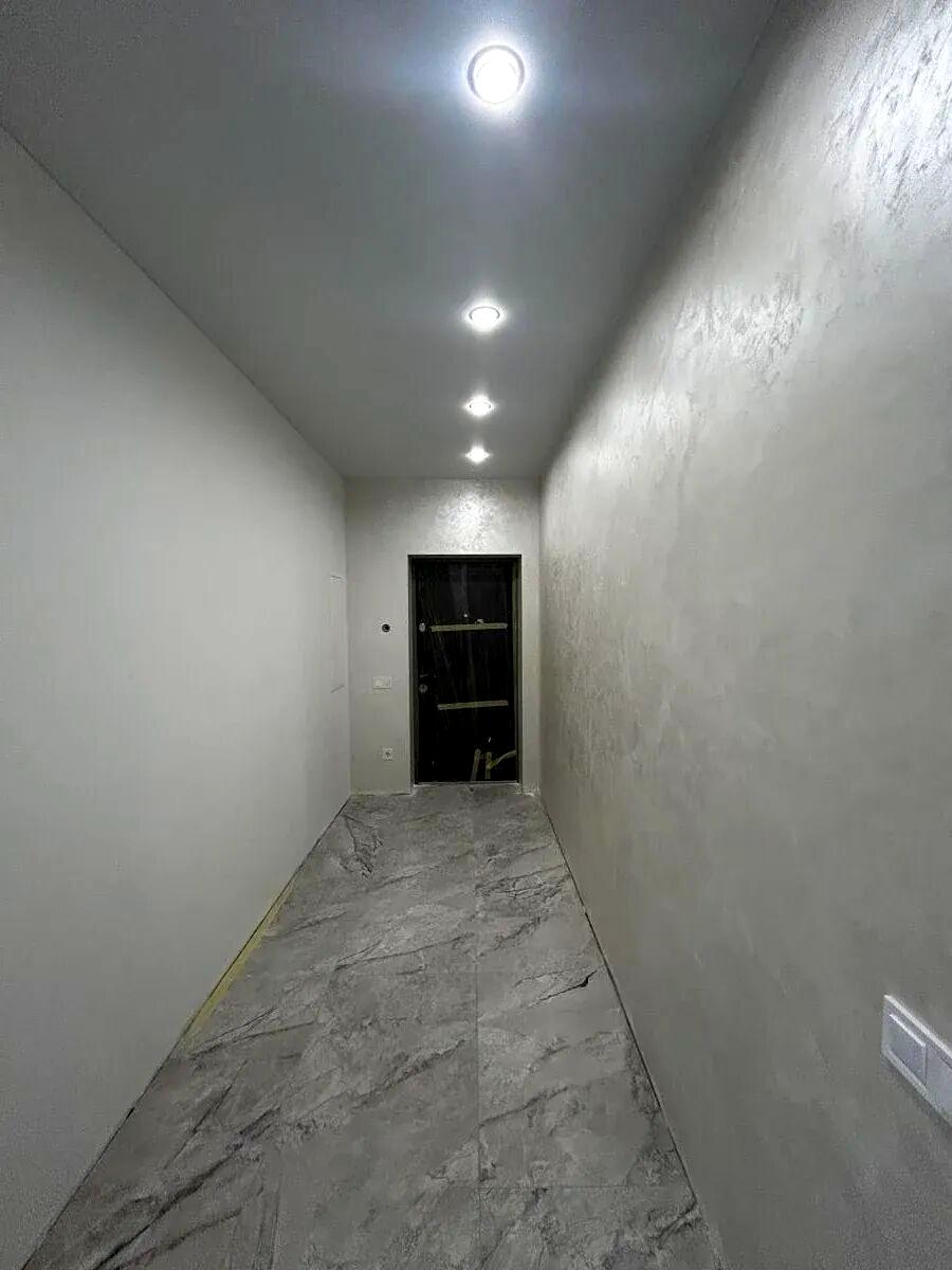 1869002011400460
