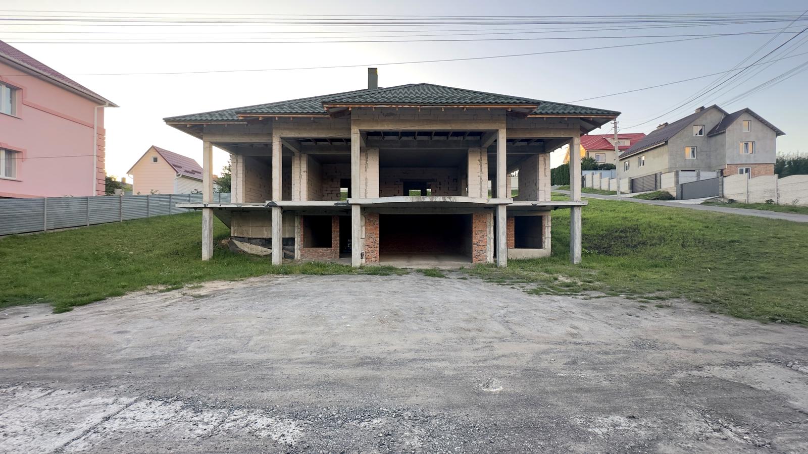 1869002804678266
