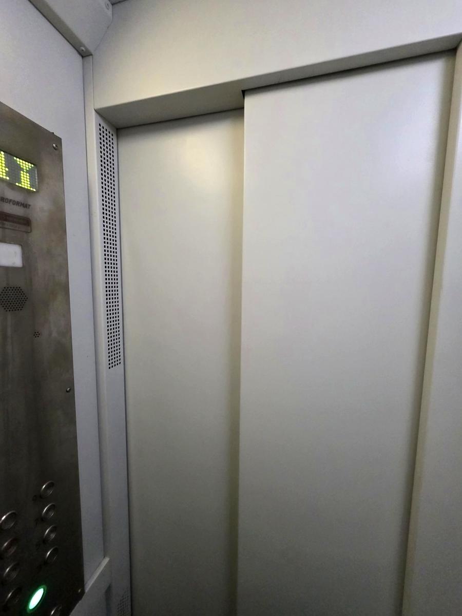 1869034022977354