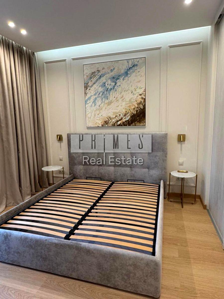 1869041292819411
