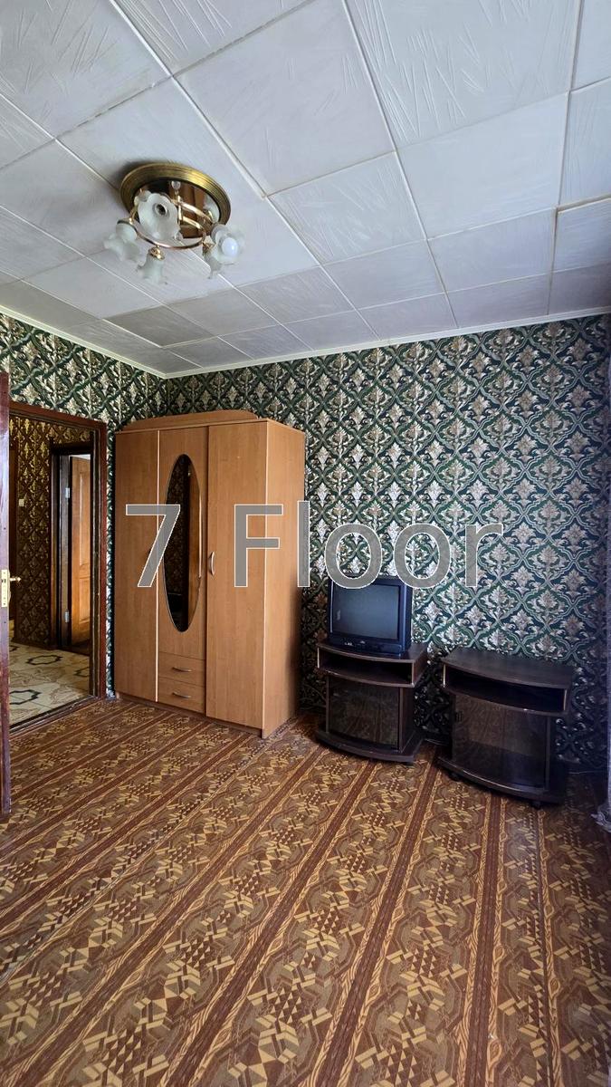 1869041372095940
