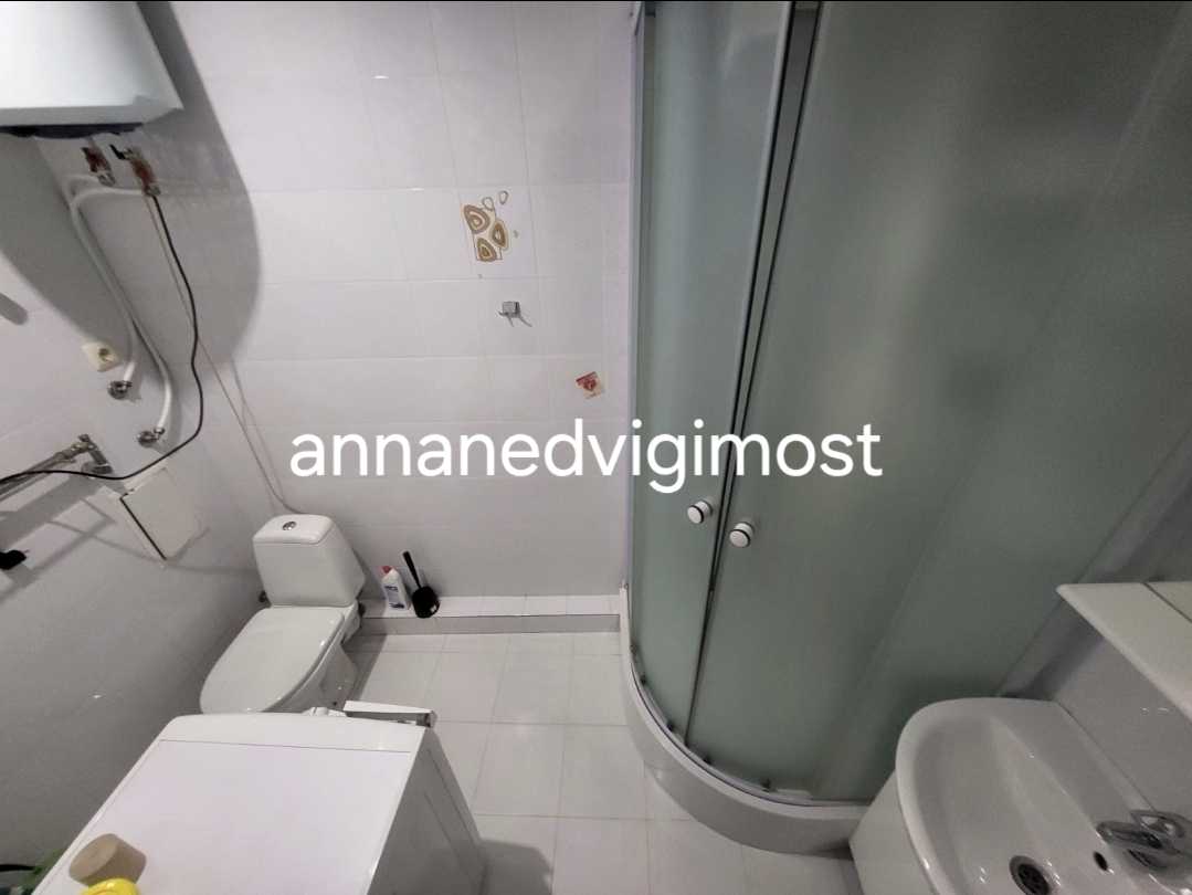 1869043499622690