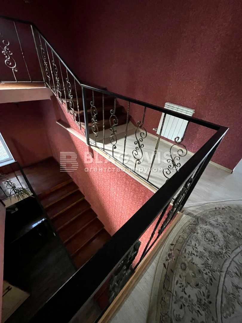 1869045821182599