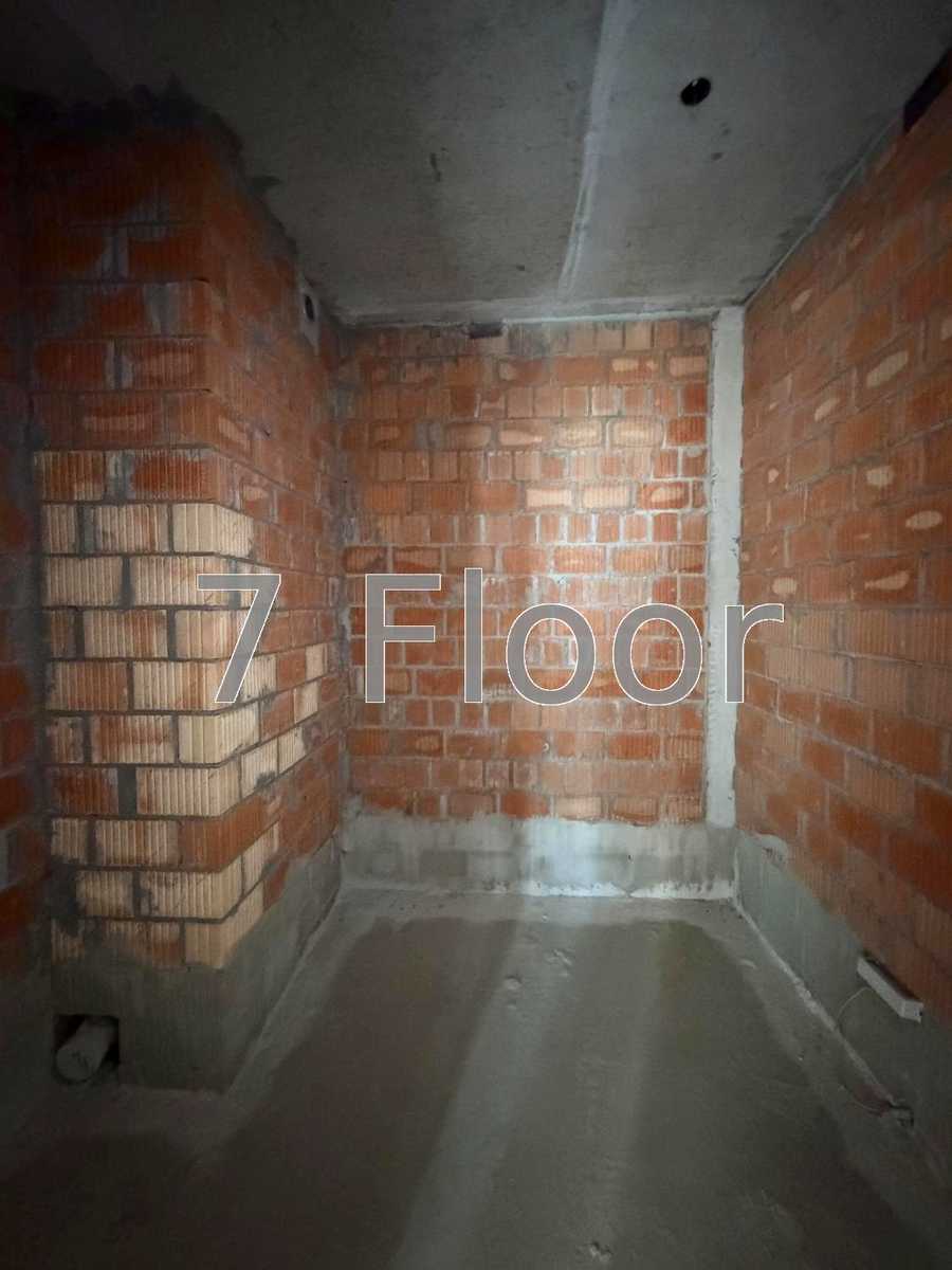 1869046970706783
