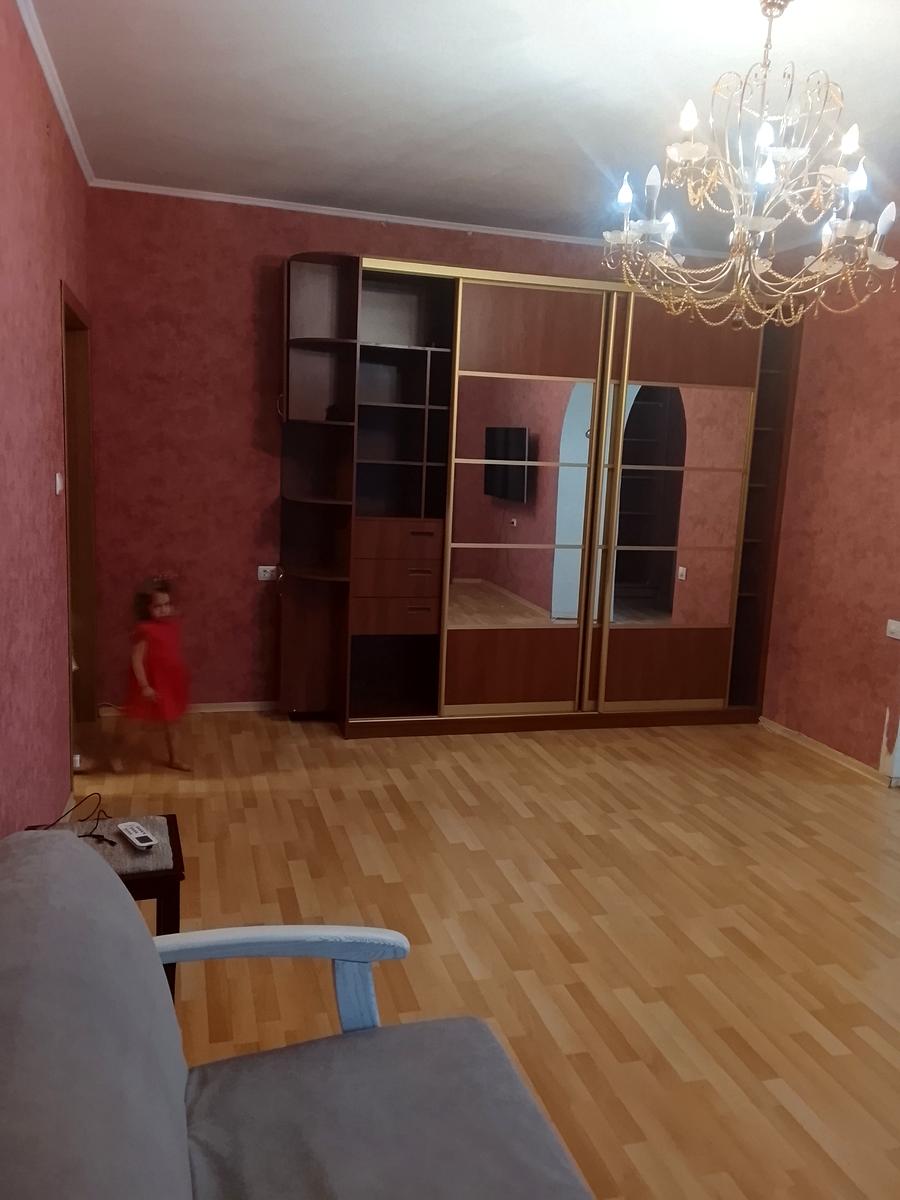 1869047644367853
