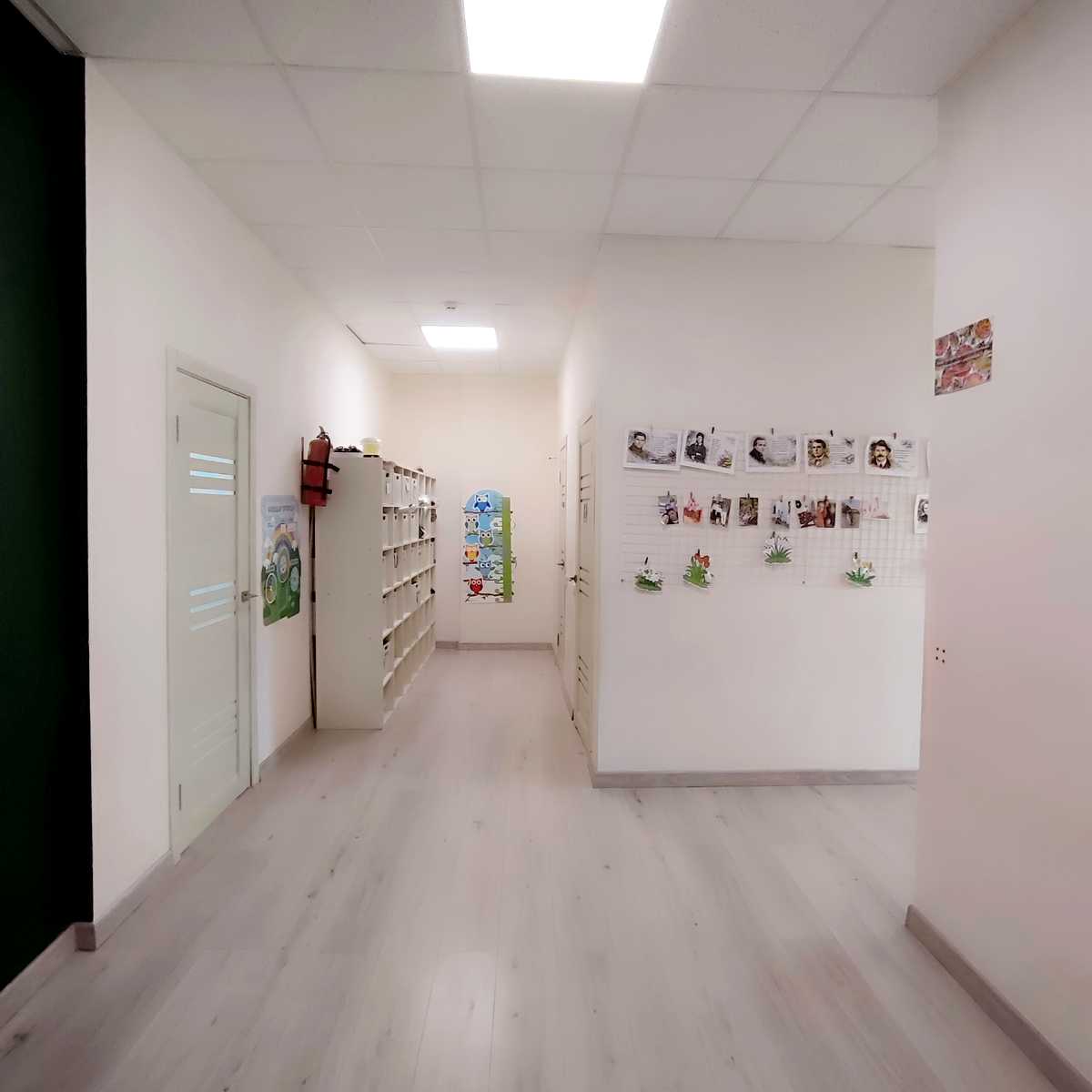 1869051610143065