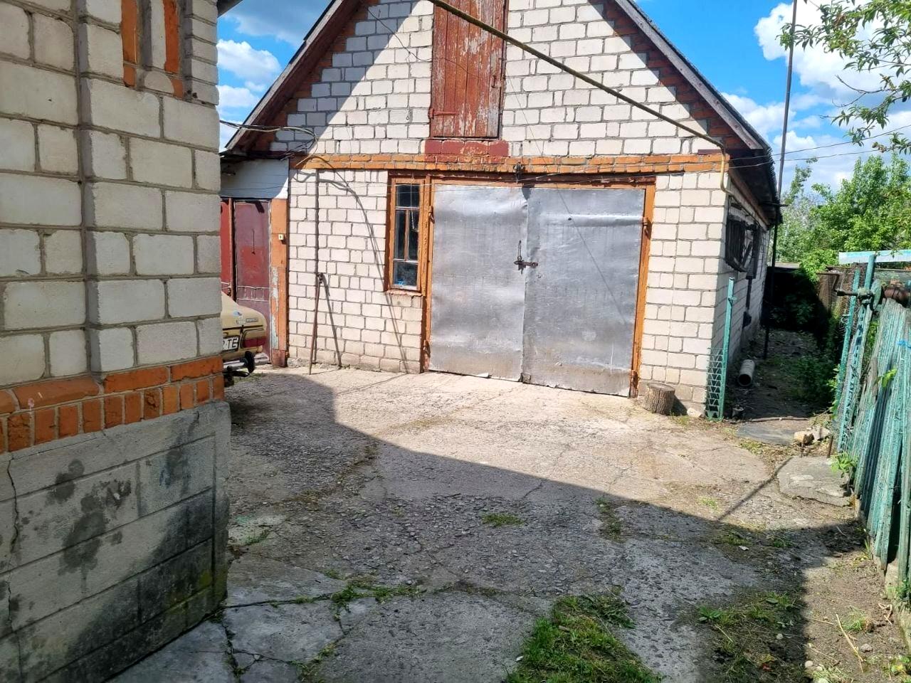 1869051832969146