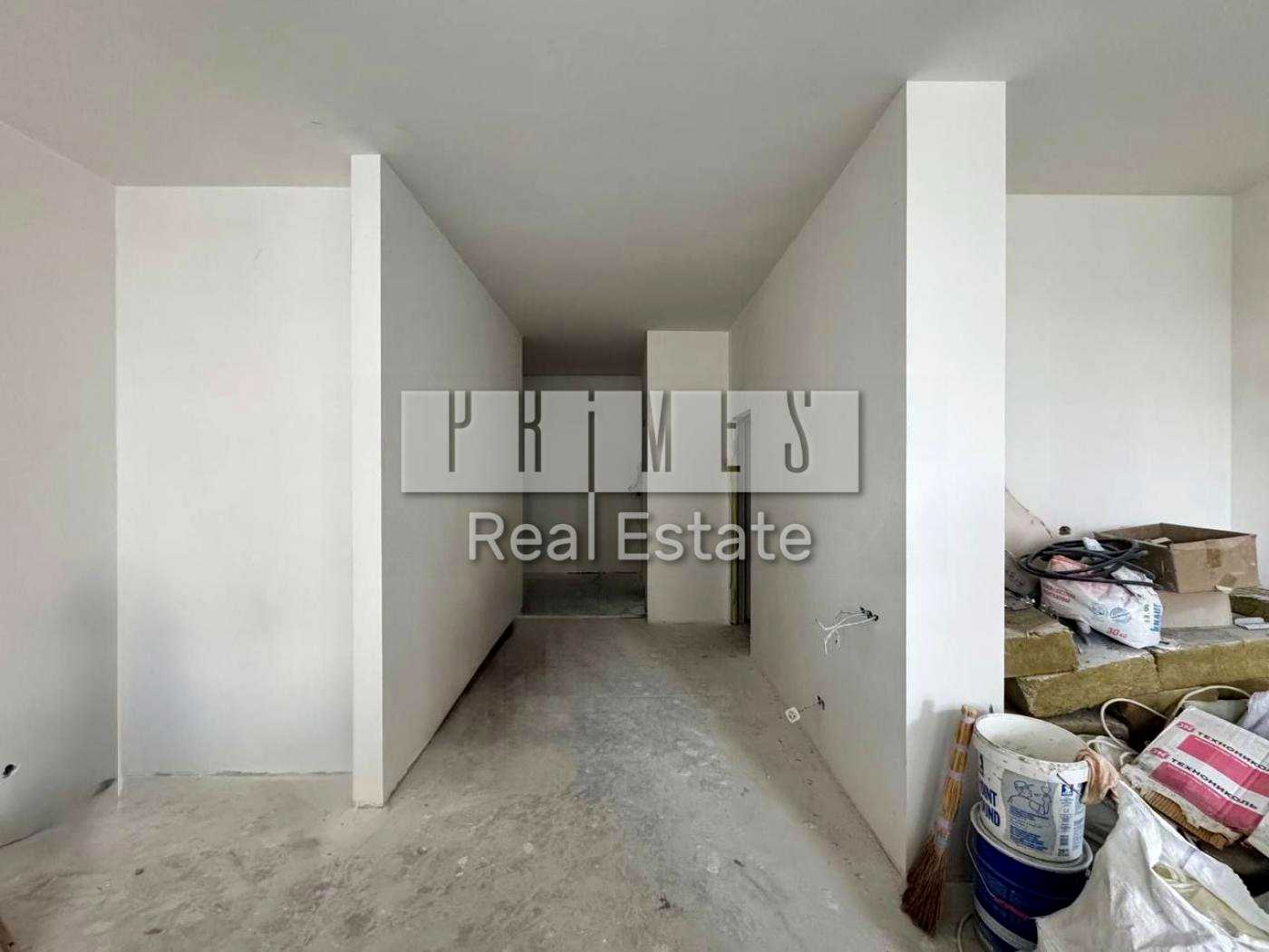 1869055589039472