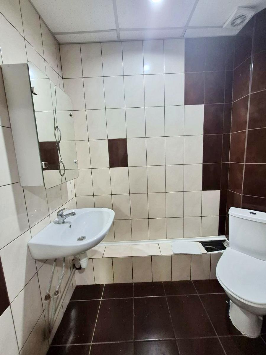 1869057673543304