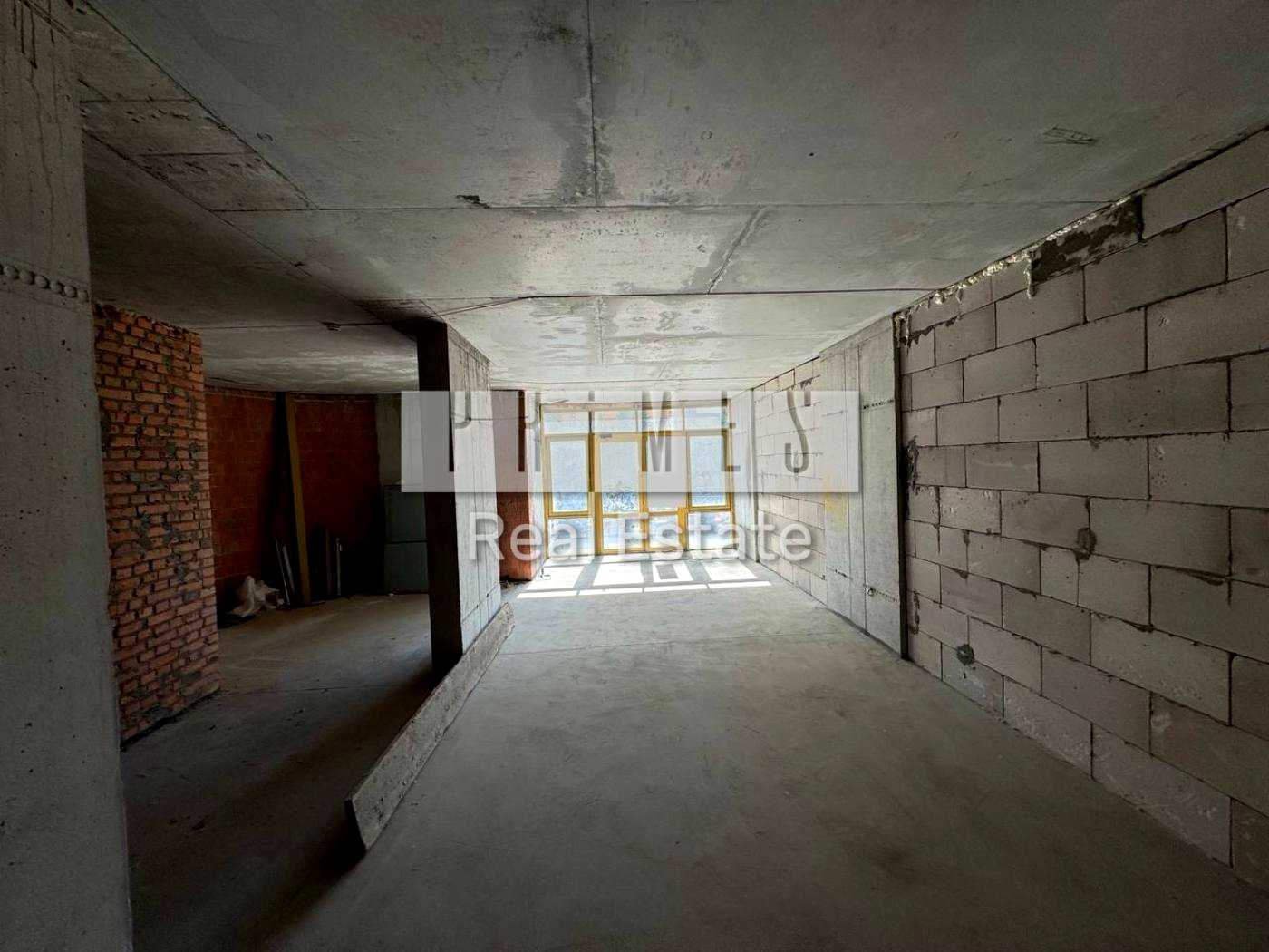 1869059653854035