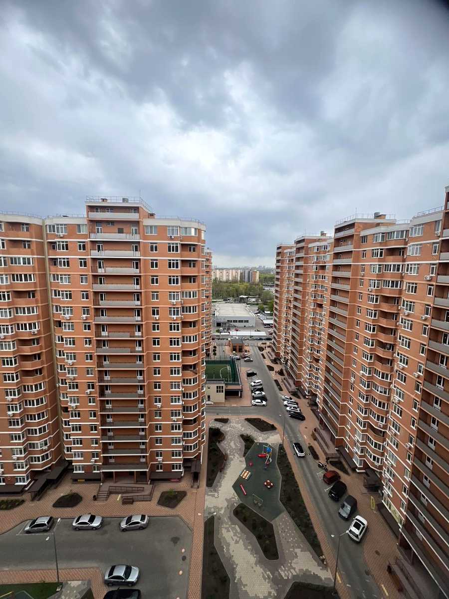 1869066951756835