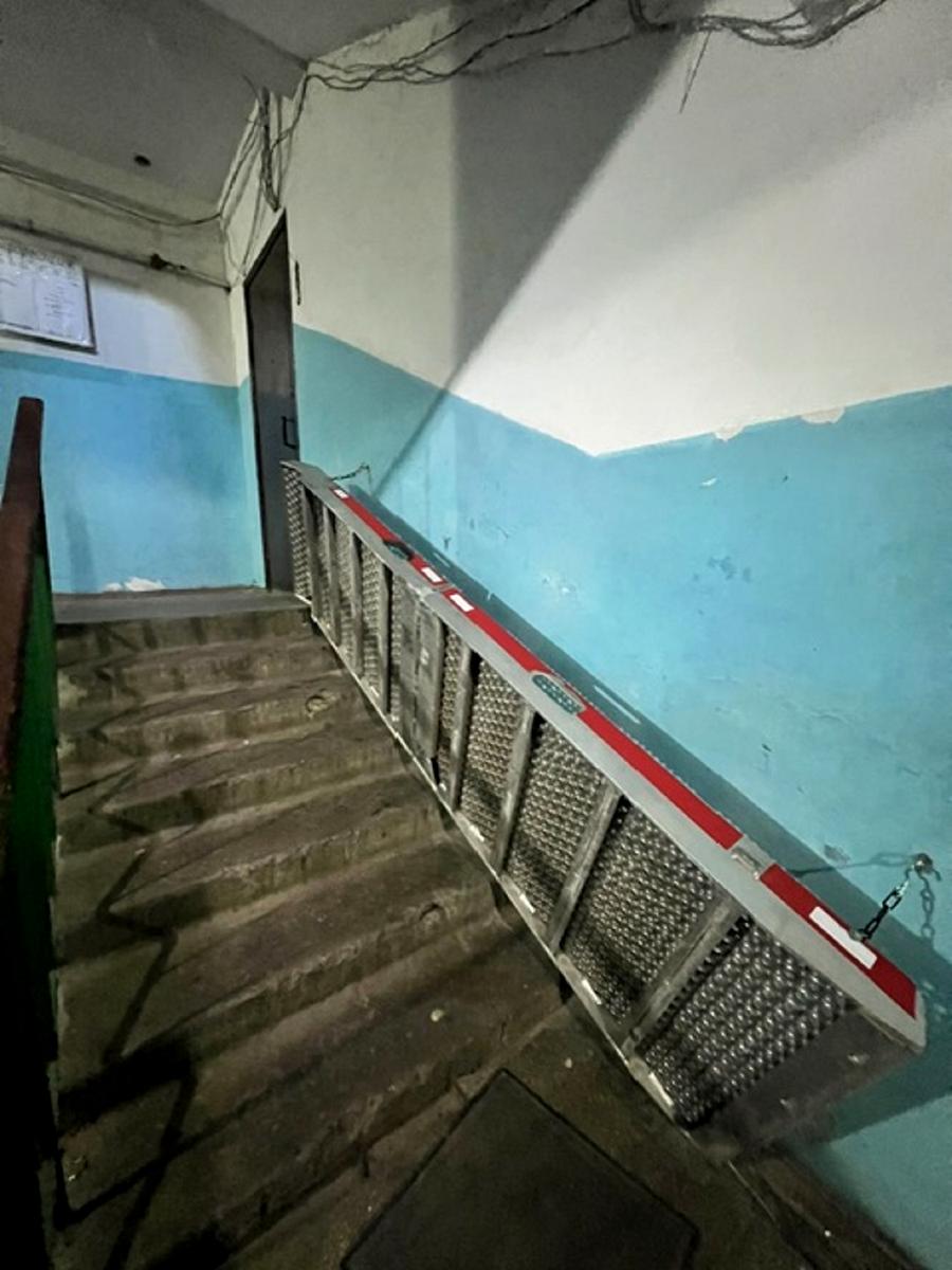 1869069322743494