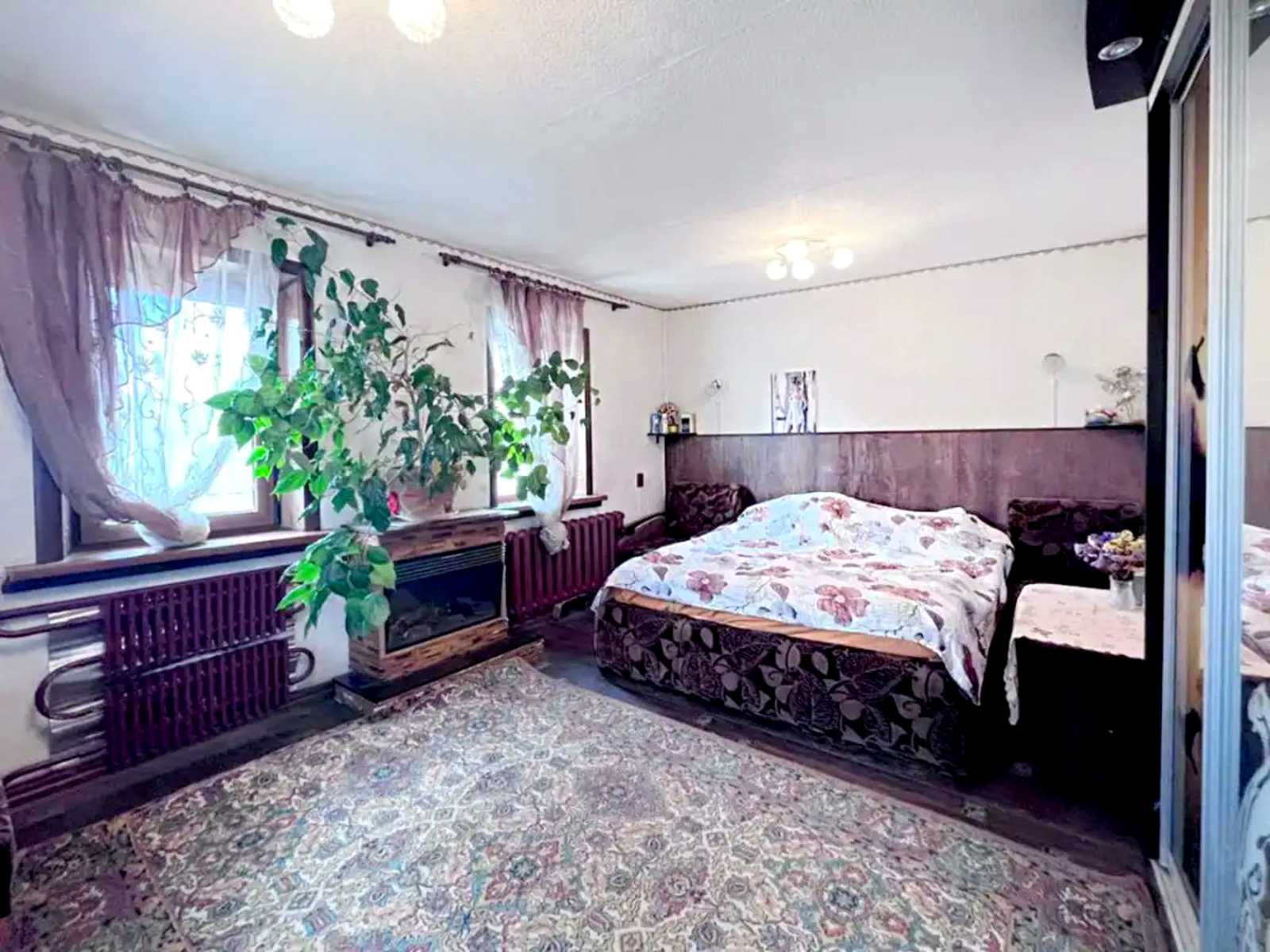 1869071494953497