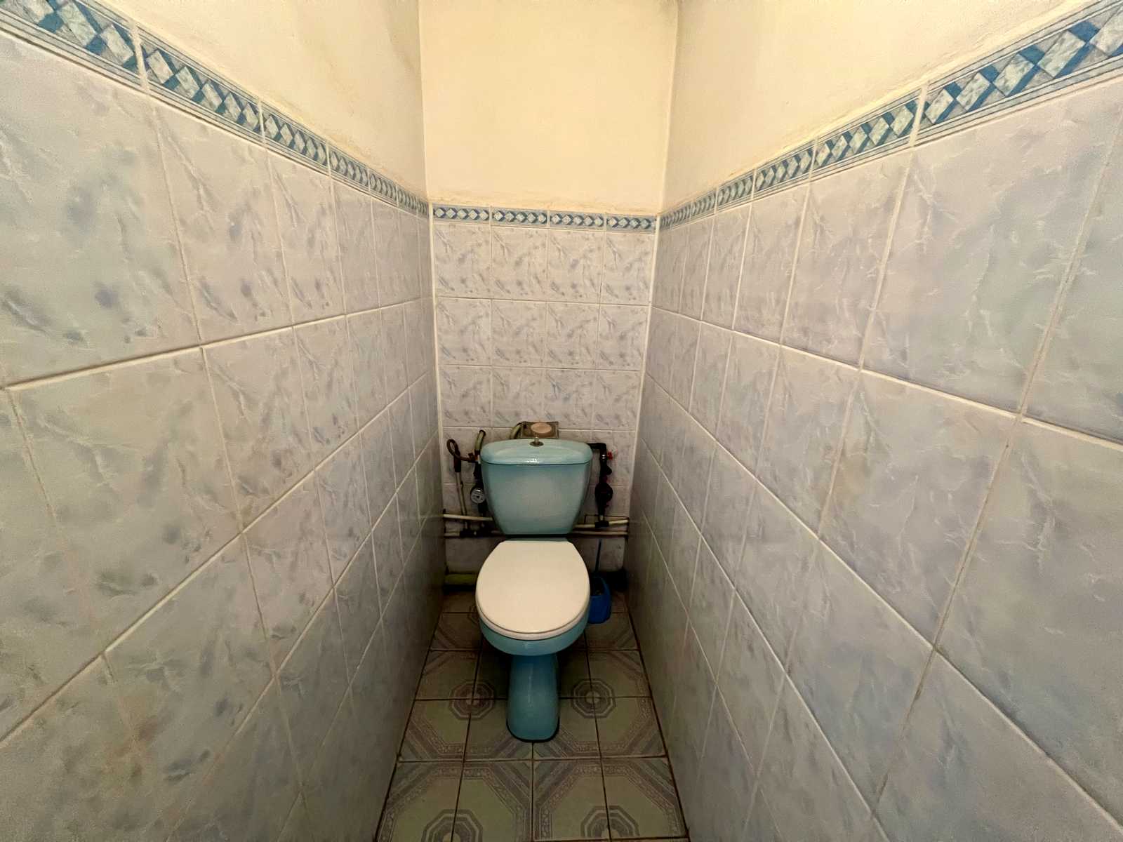 1869083260455614