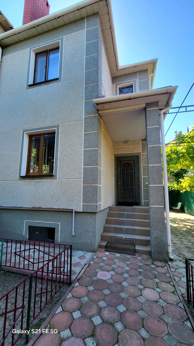 Будинок за адресою вул. Правди (площа 240 м²) - фото 3 Будинок за адресою вул. Правди (площа 240 м²) - Atlanta.ua - фото 3