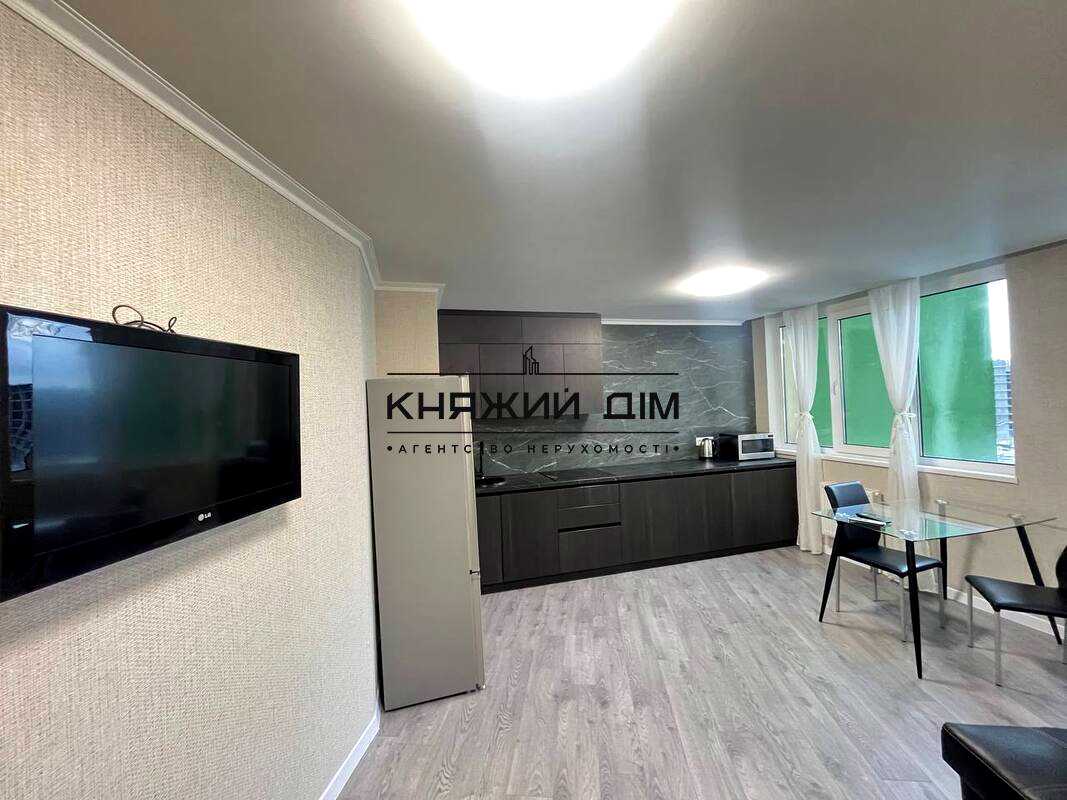 1869132169261051