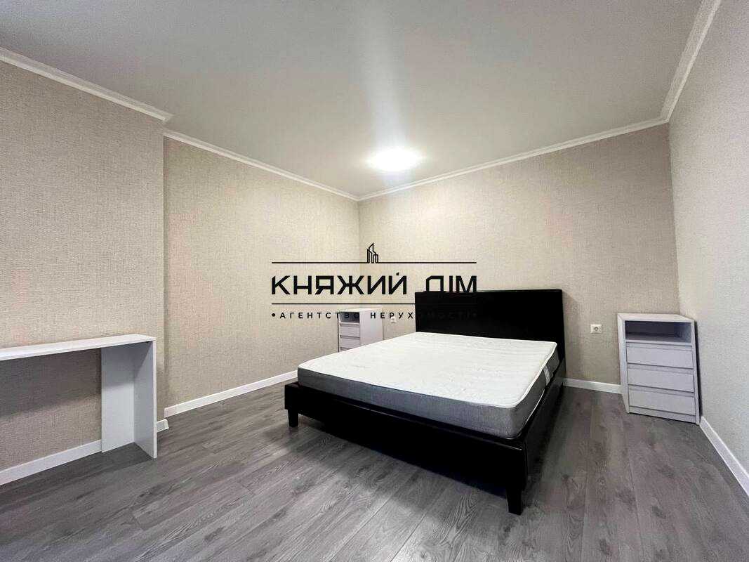 1869132170716797