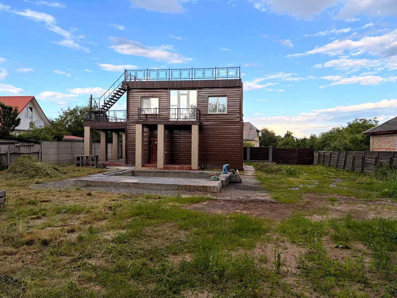 1869150492218835