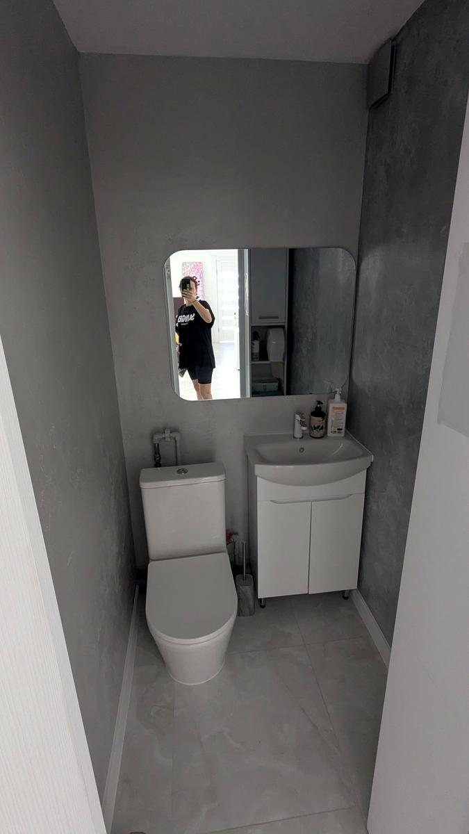 1869156194711489