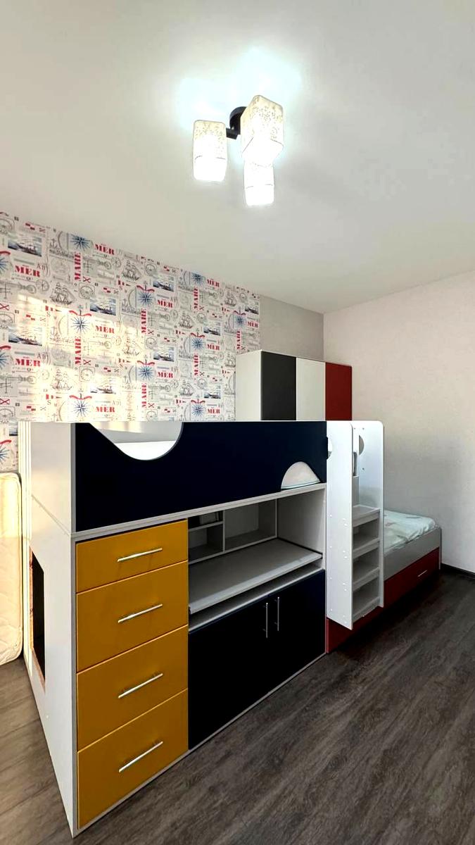 1869175779544362