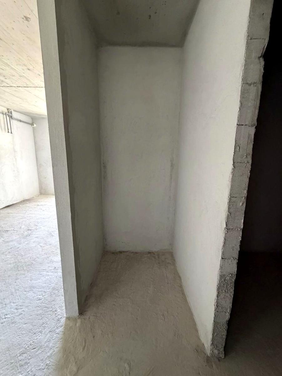 1869229944922680