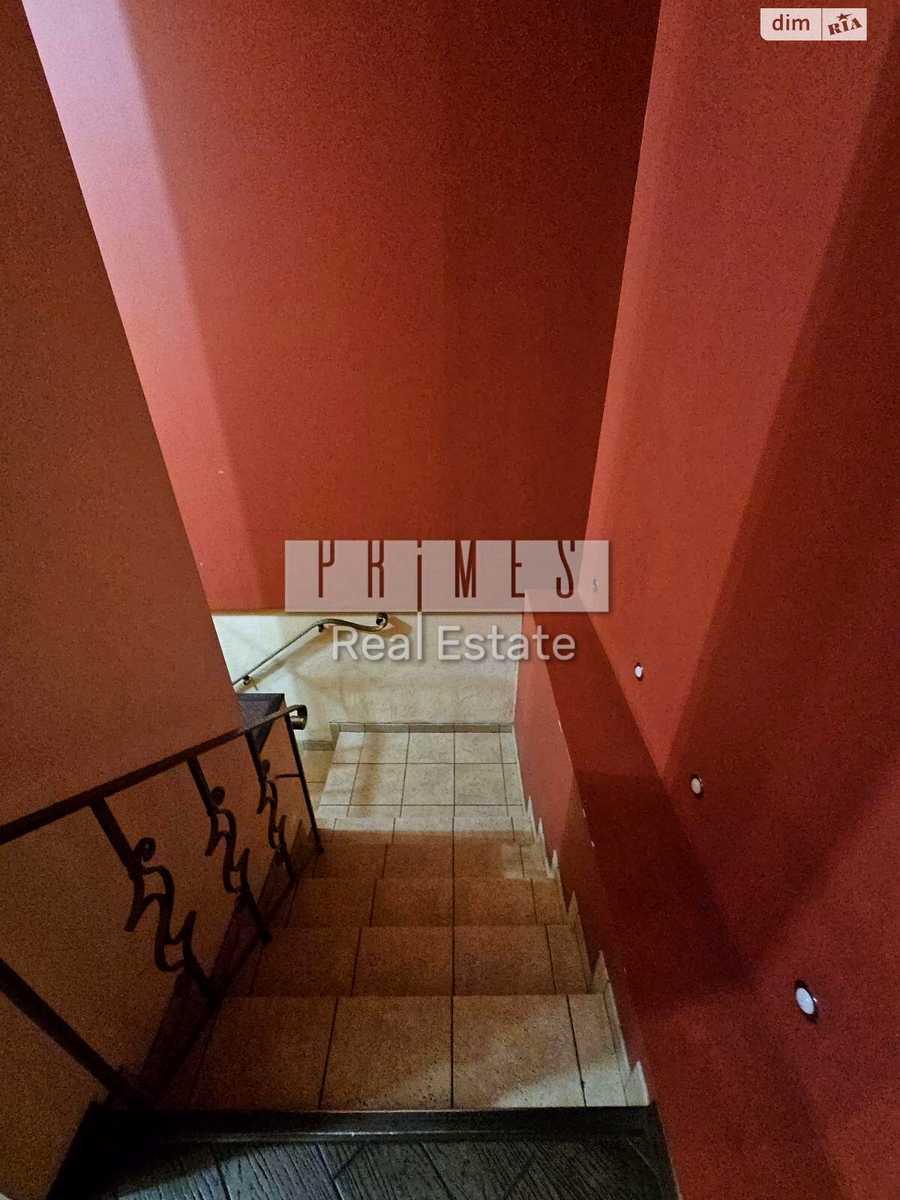 1869237627643168