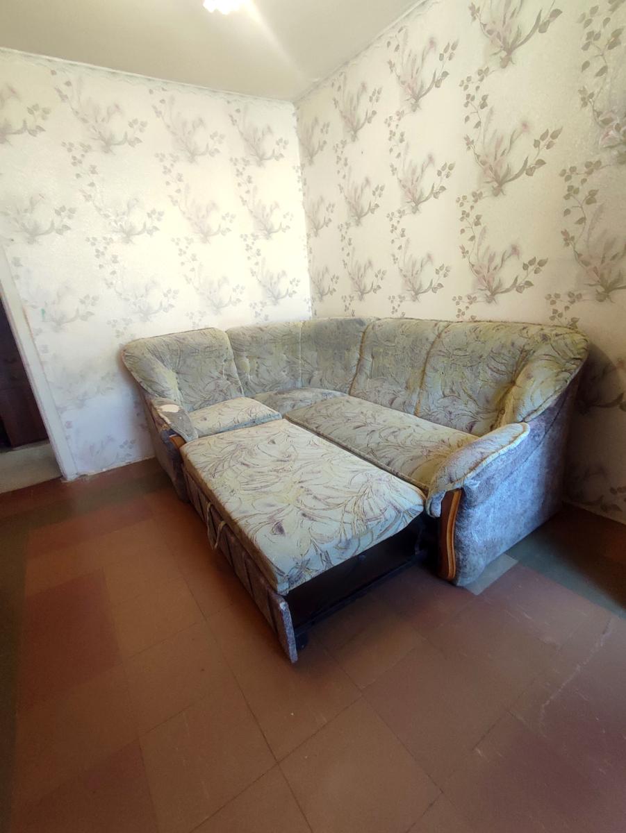 1869263489623751