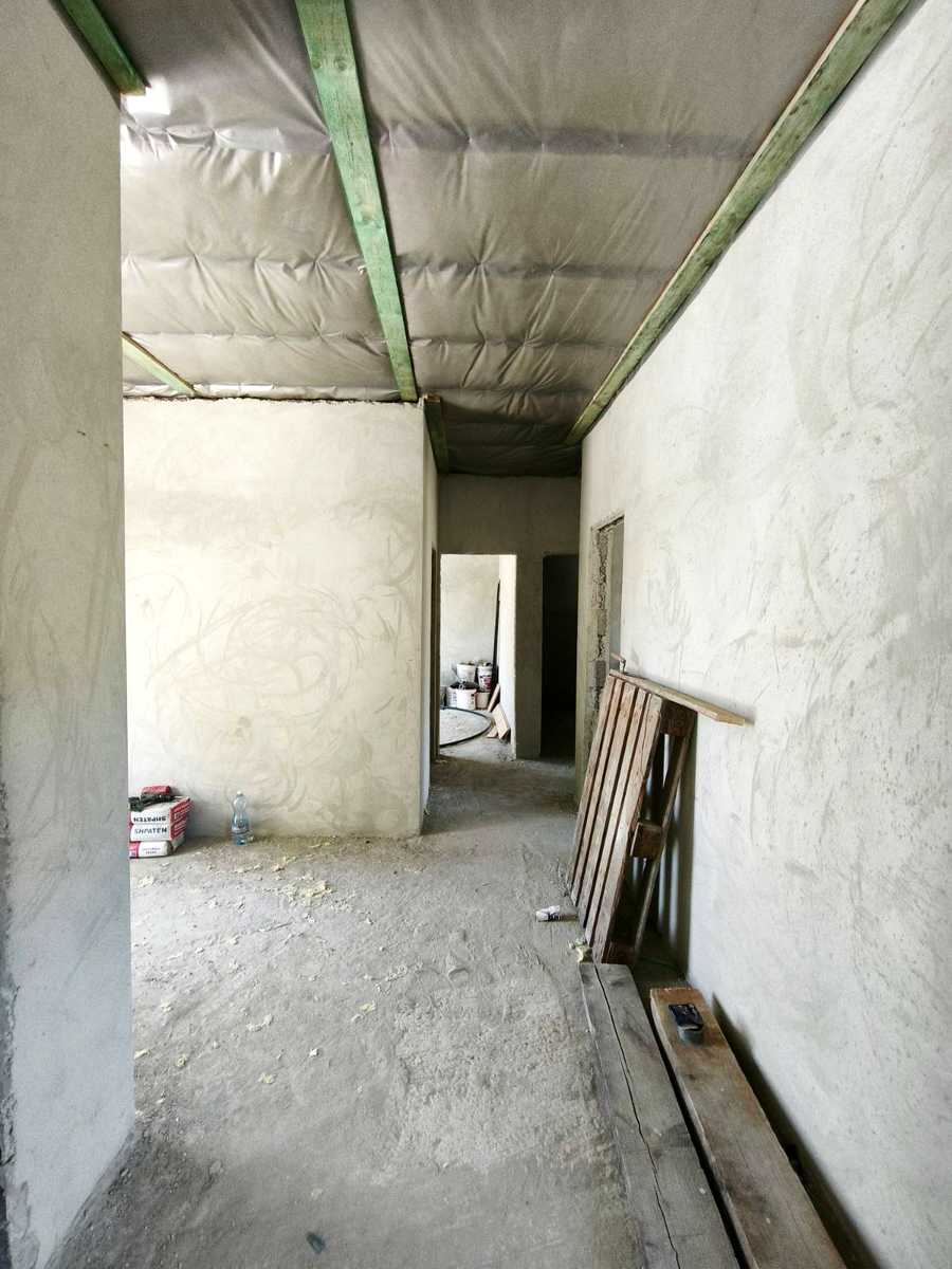 1869316224612641