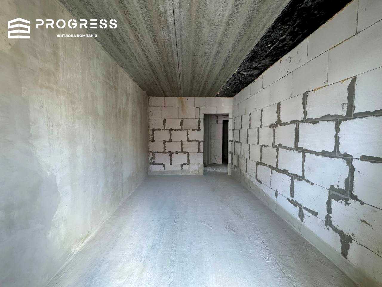 1869317065984240