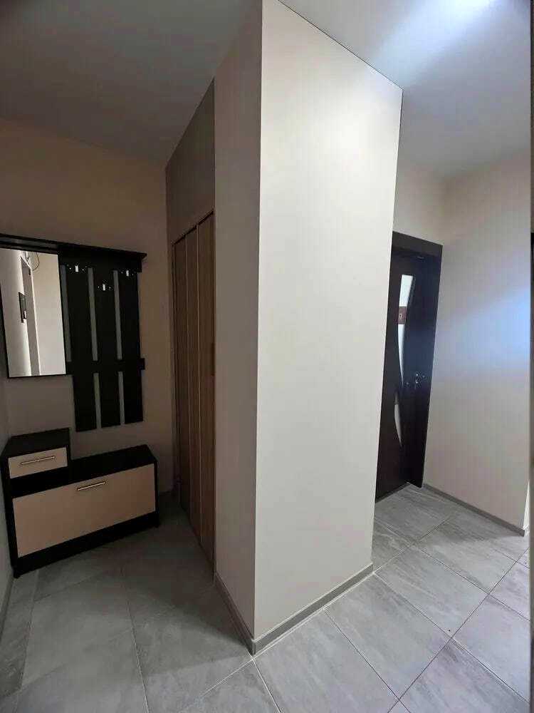 1869317525506071