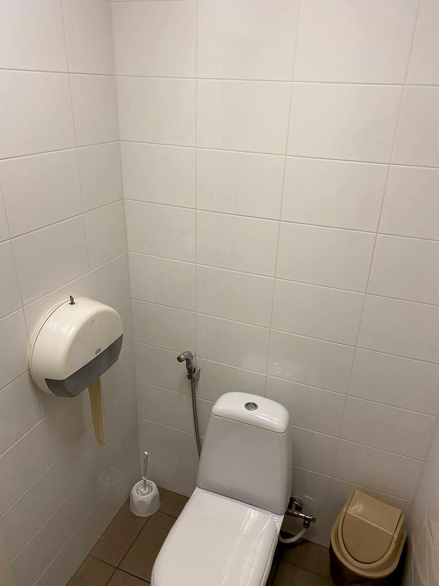 1869317664989676