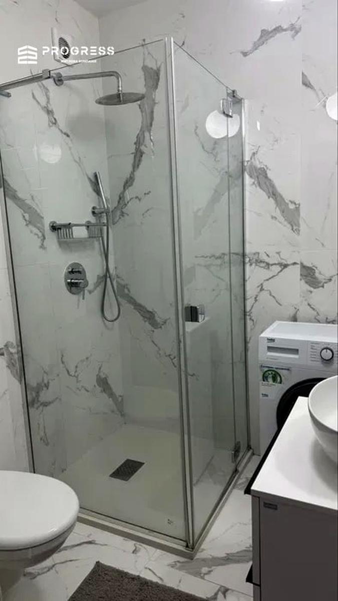 1869329016293576