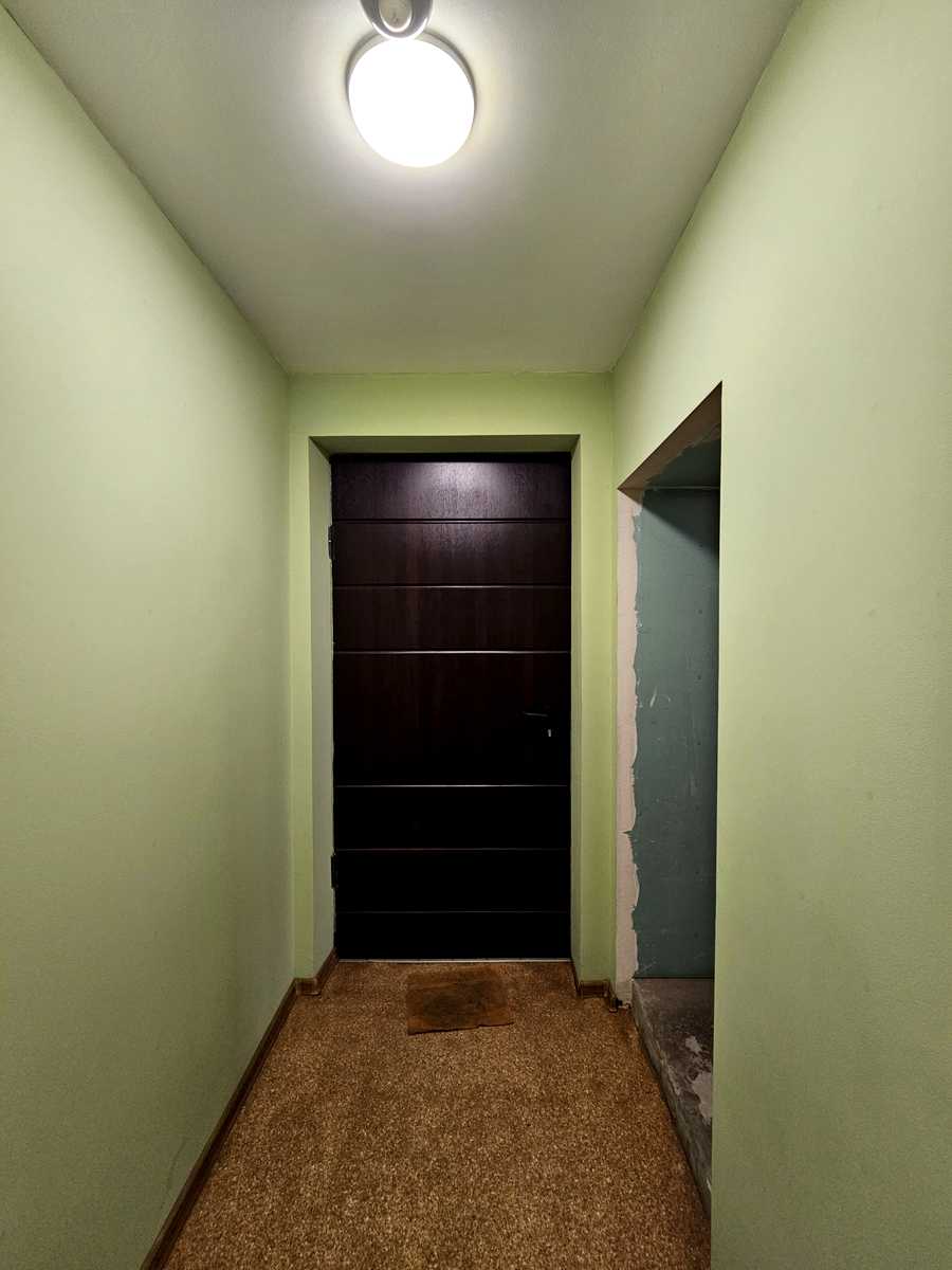 1869331093317711