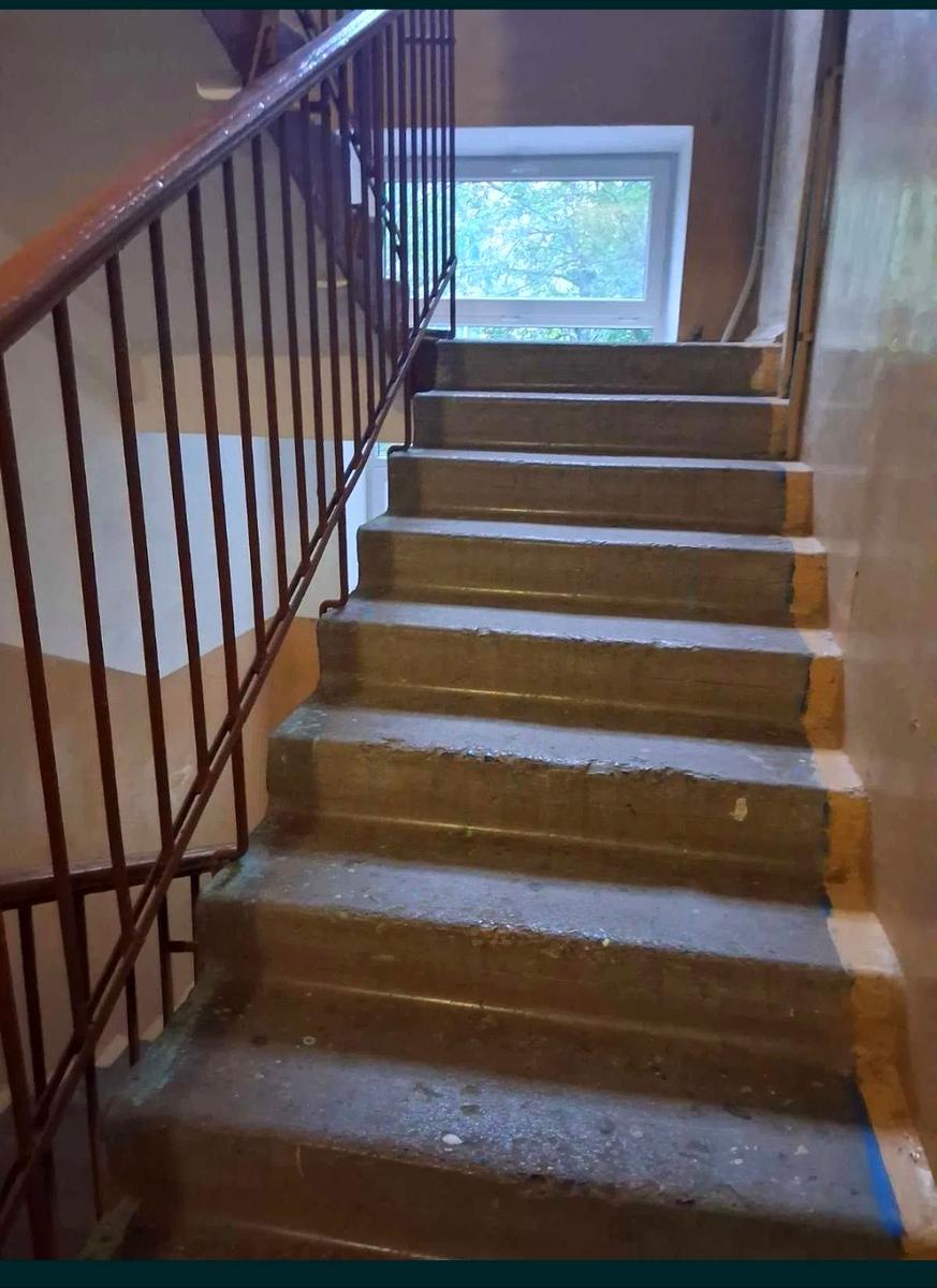 1869331832275186