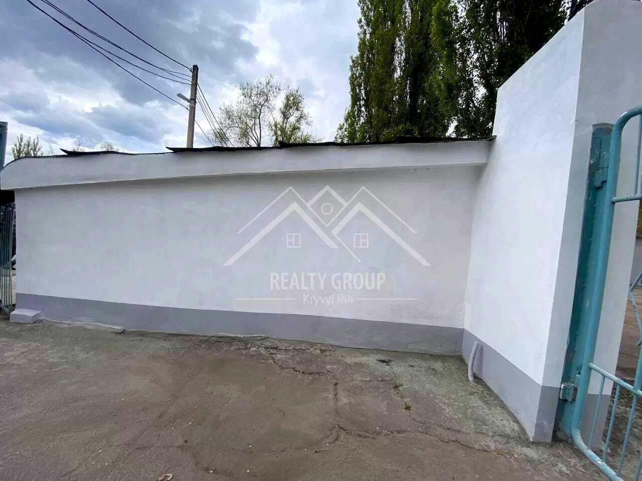 1869332276290415