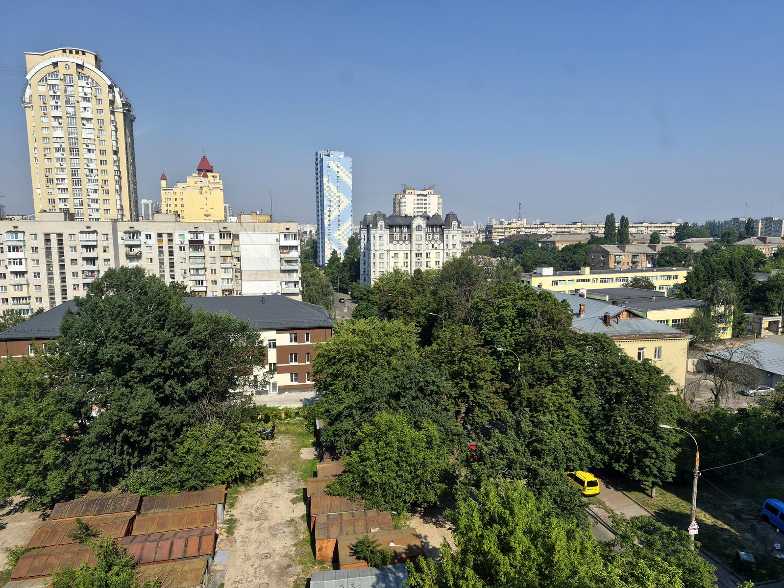 1869333145013984