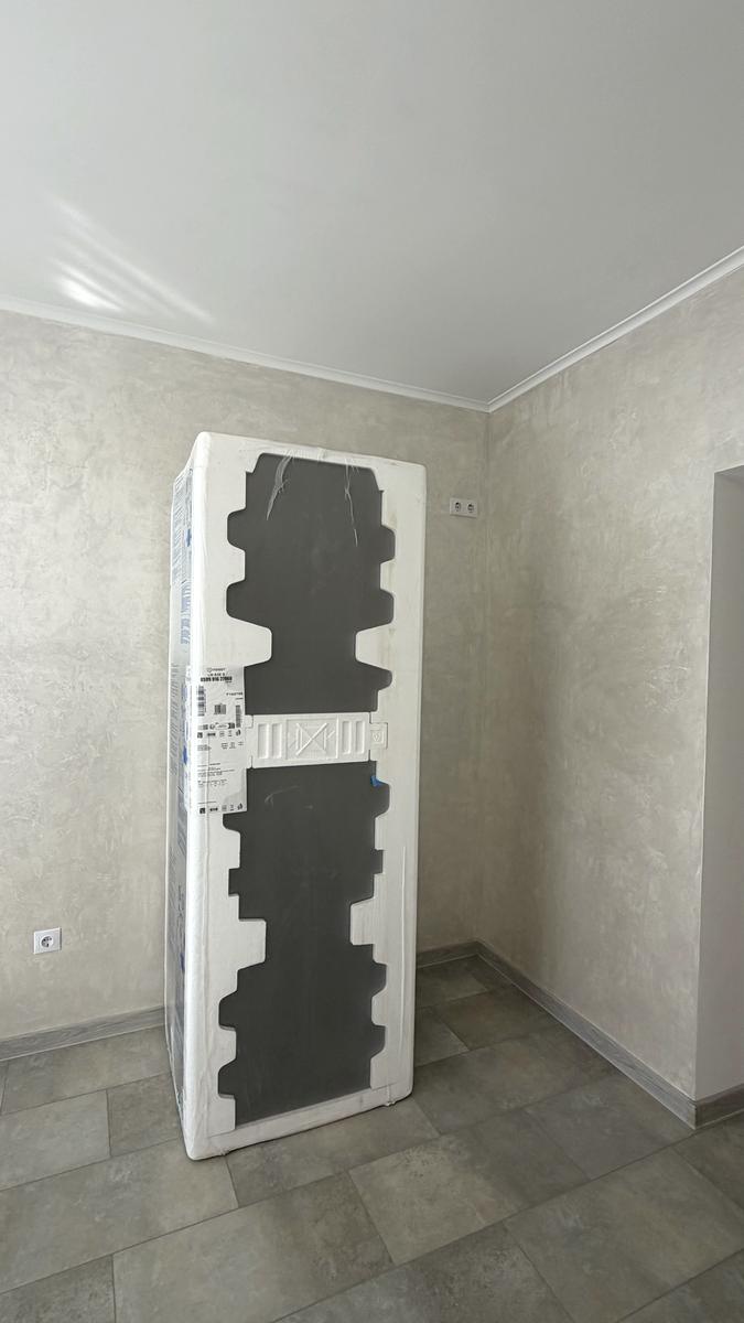 1869333549593914