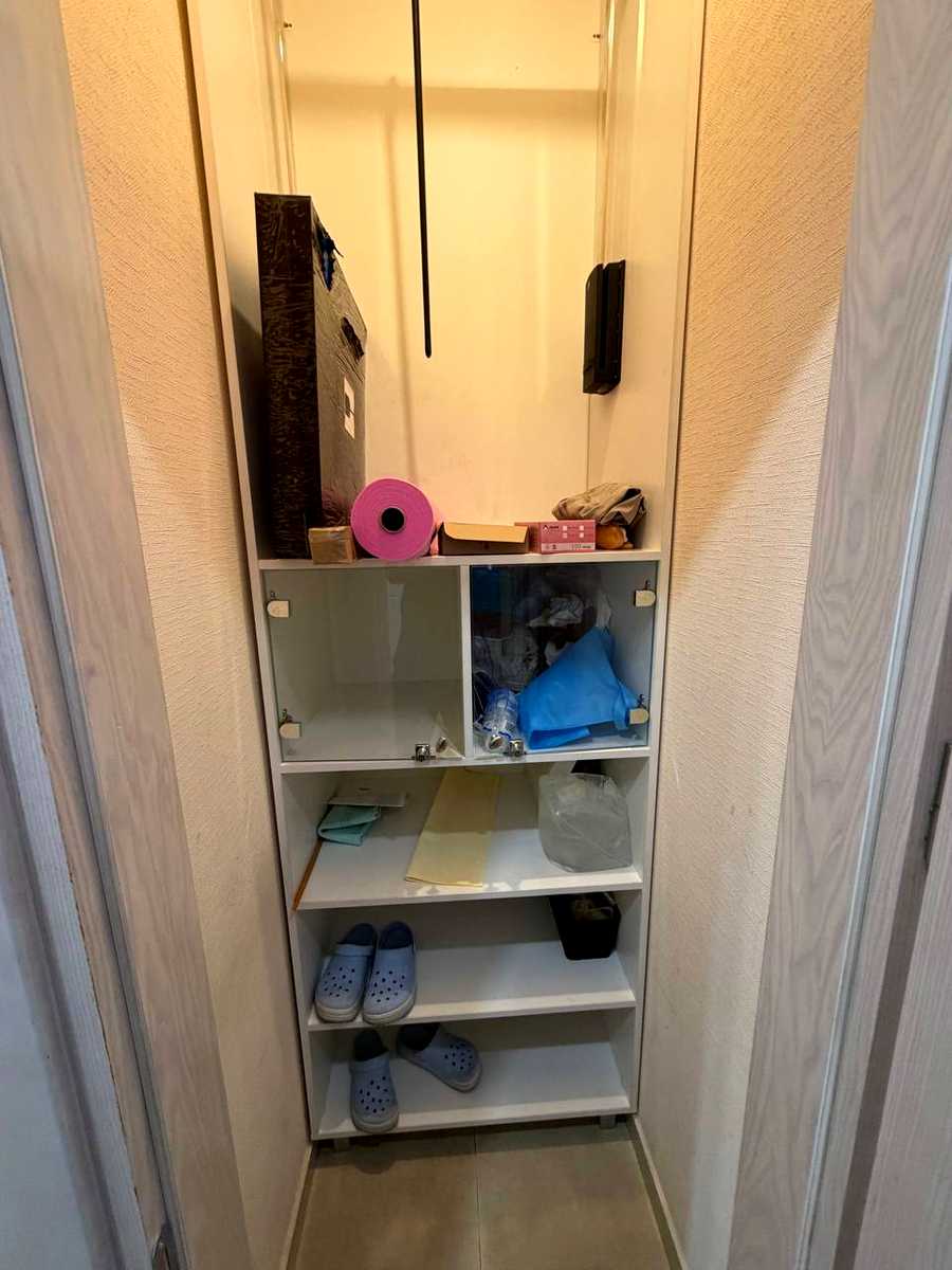 1869334688442874