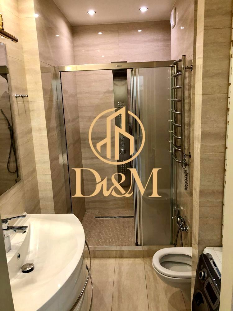 1869336130033282