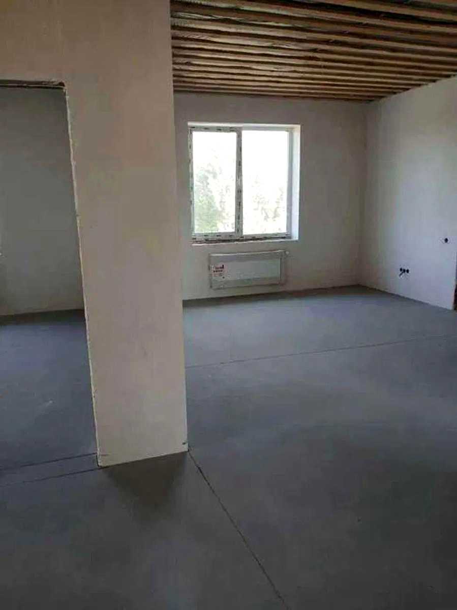 1869336272079054