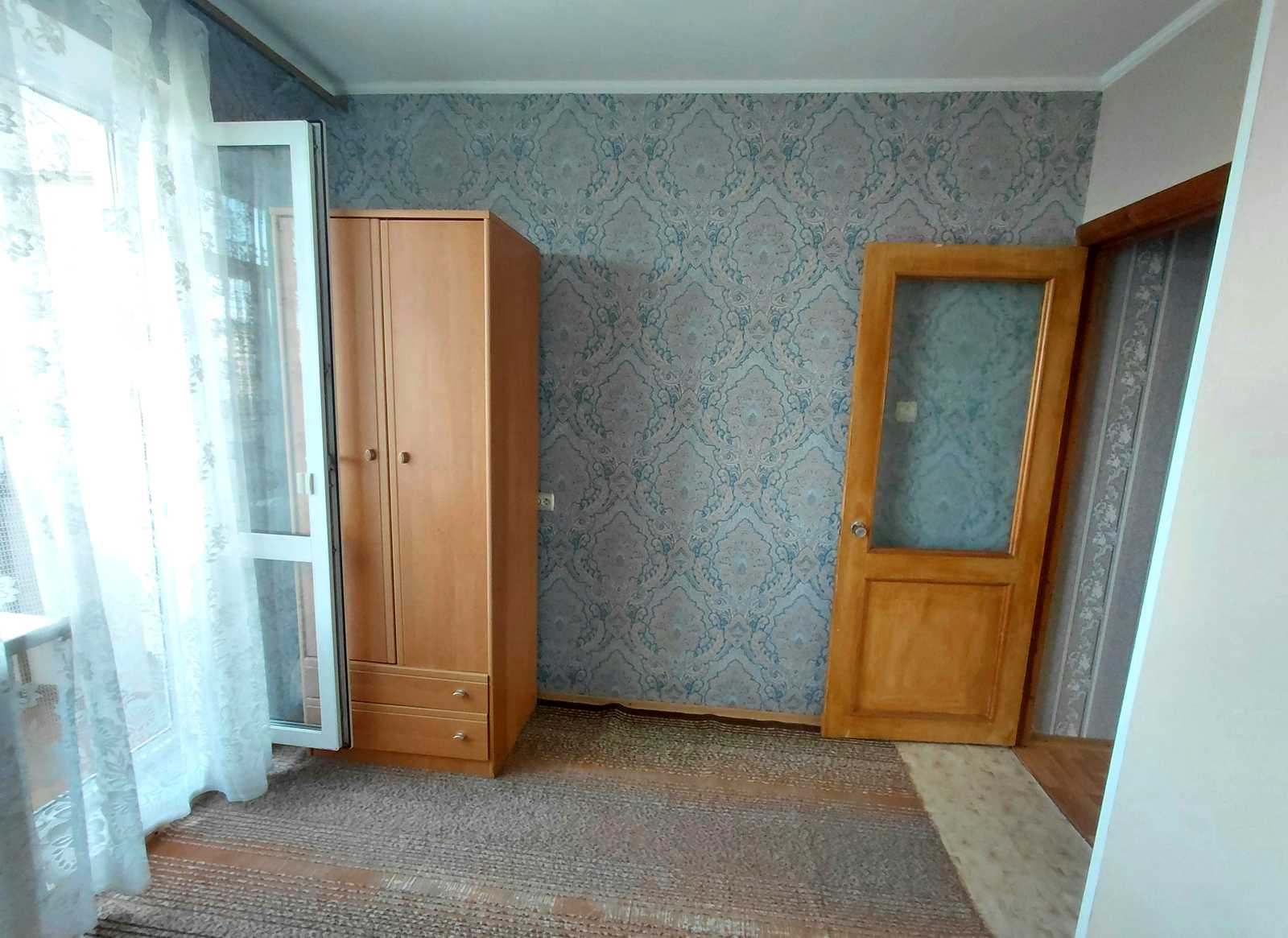 1869352392365129