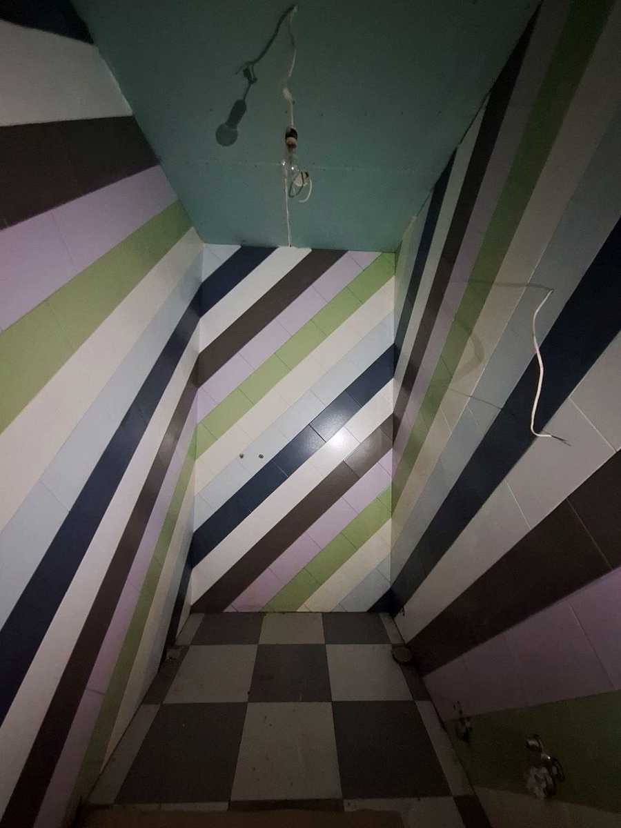 1869354512568399