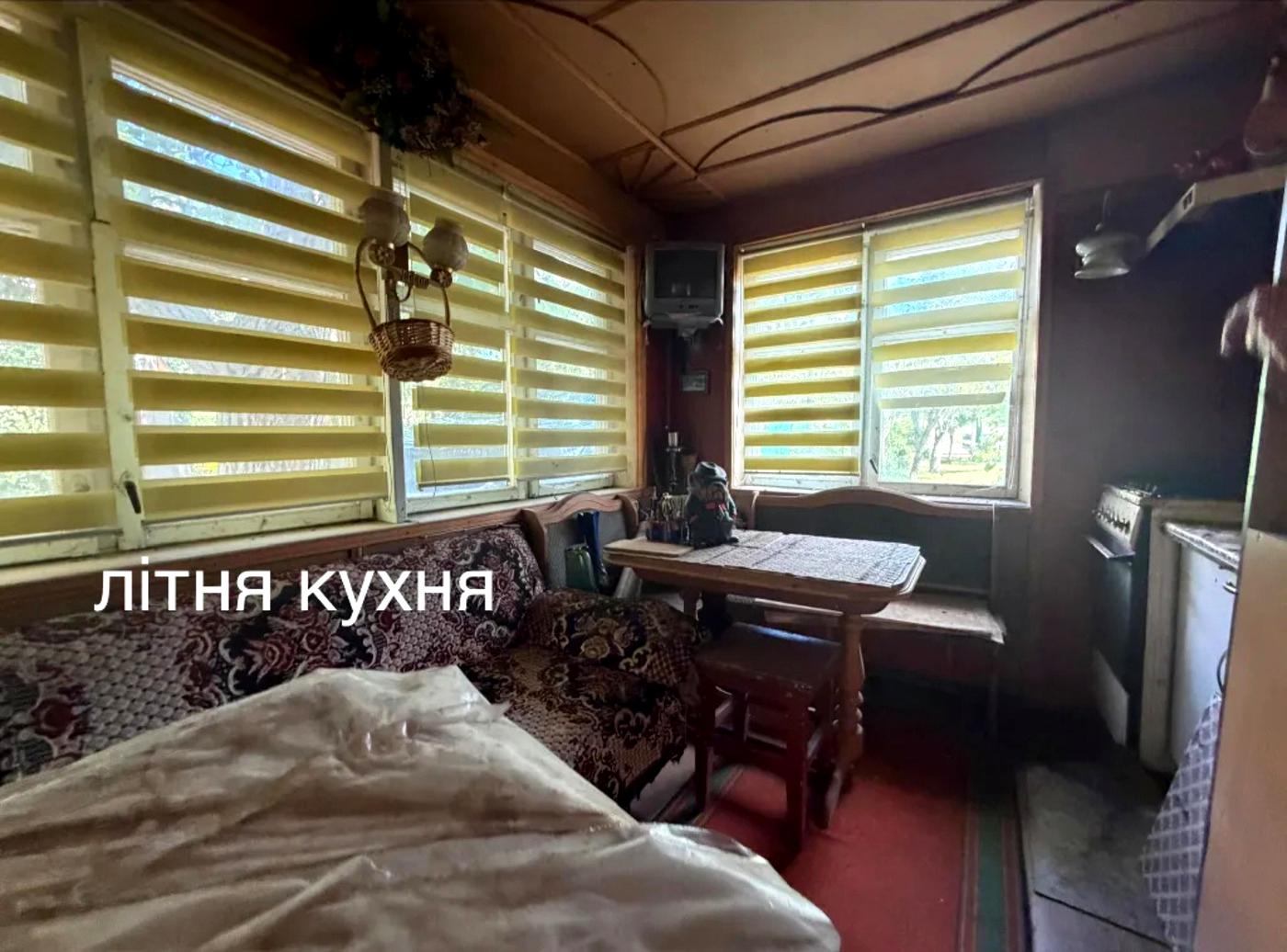 1869403863754004