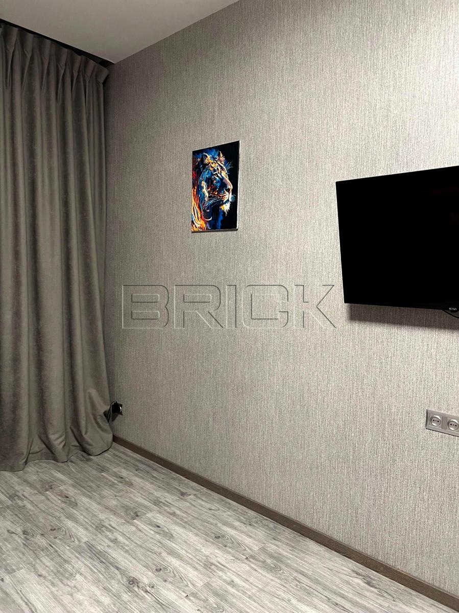 1869407823701510