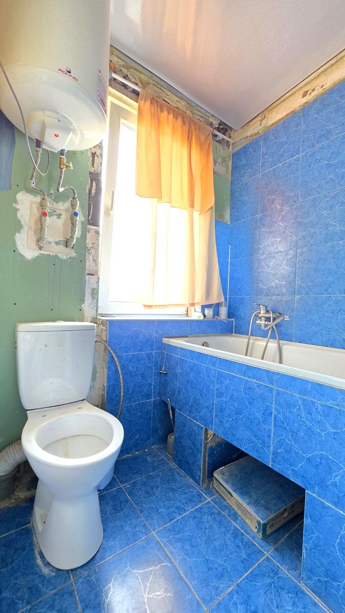 1869408185273142