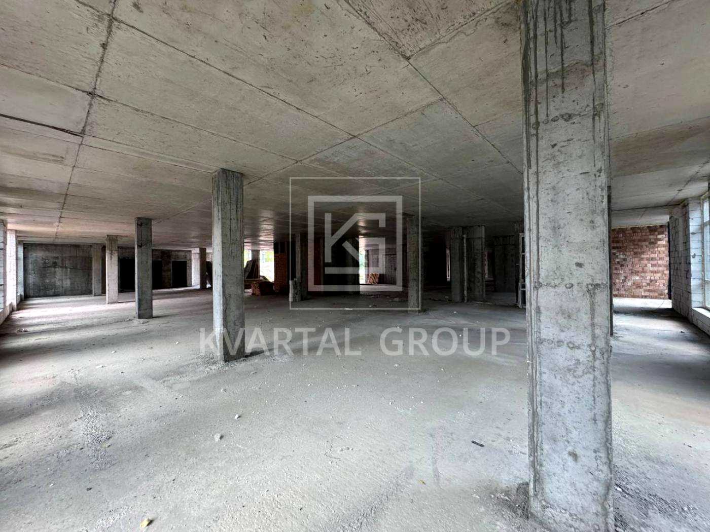 1869408582604574