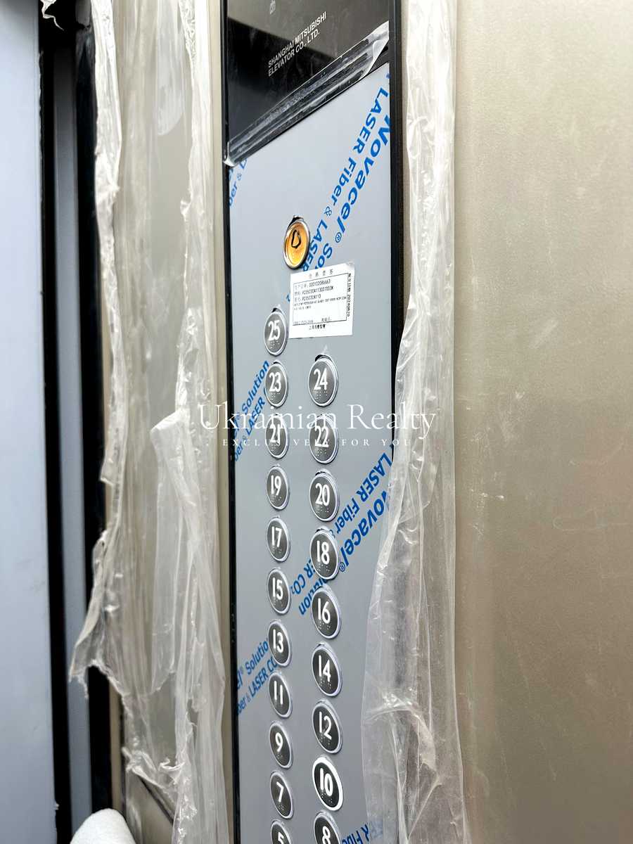 1869408621516665